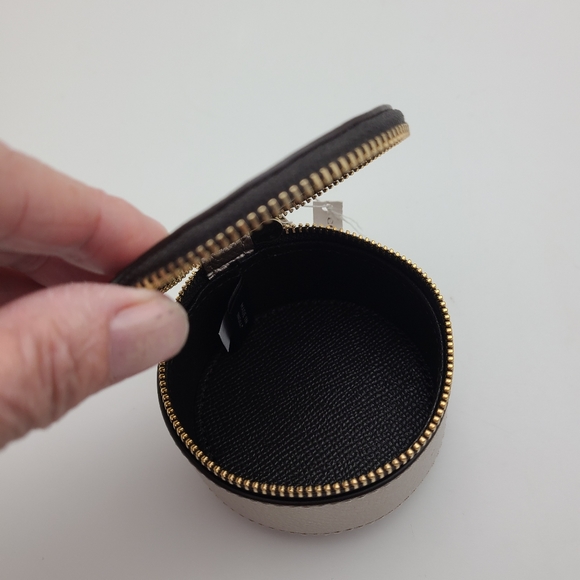 Coach Gold Metallic Leather Round Trinket Box NEW - Picture 3 of 4